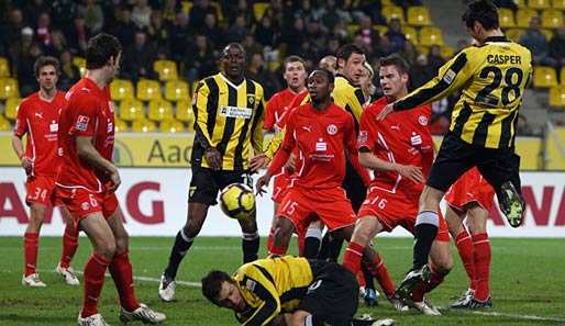 Im Hinspiel trennten sich Aachen und Düsseldorf 0:0