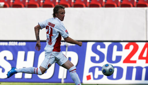 Michael Thurk sicherte mit seinen beiden Toren den Punkt für Augsburg