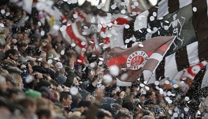 Der FC St. Pauli bleibt auch weiterhin an den ersten Plätzen dran