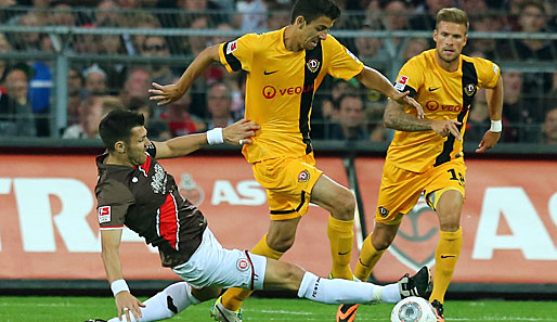 Dynamo Dresden und der FC St. Pauli lieferten sich ein hart umkämpftes Montagabend-Spiel
