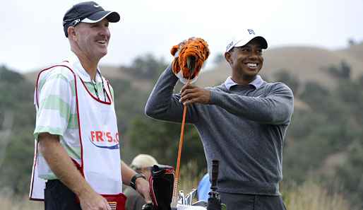 Das Lächeln ist zurück bei Tiger Woods: Bei der ProAM-Veranstaltung zeigt er sich zufrieden