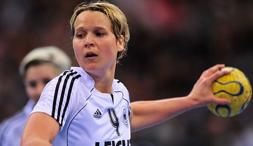 Grit Jurack soll die Handballdamen zu einer Medaille führen