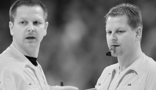 Die Schiedsrichter-Zwillinge Reiner und Bernd Methe kamen bei einem tragischen Verkehrsunfall um