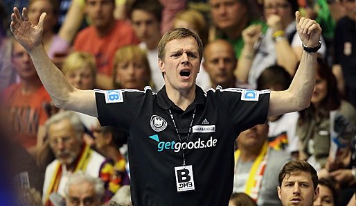 Martin Heuberger musste mit der Nationalmannschaft eine empfindliche Niederlage hinnehmen