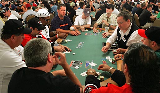 Am Final Table der Poker-WM in Las Vegas schnappte sich Joe Cada 8,5 Millionen Dollar