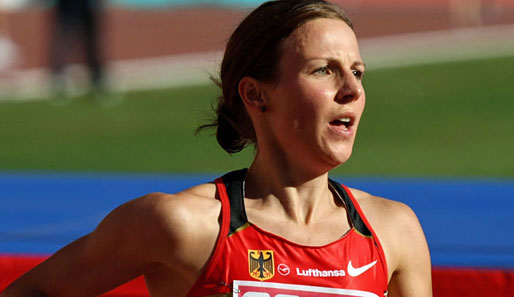 Sabrina Mockenhaupt hat über die Marathon-Distanz eine Bestzeit von 2:26,22 h