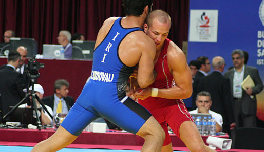 Frank Stäbler (r.) ist in Belgrad in der Gewichtsklasse bis 66kg Europameister geworden