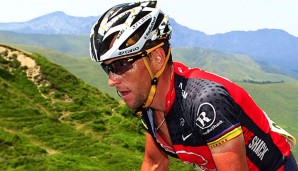 Lance Armstrong will sich als Triathlet testen