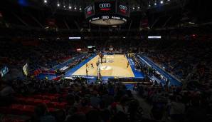 Die BBL zog am Nachmittag nach und setzte den Spielbetrieb ebenfalls aus. Vielen Klubs drohen große finanzielle Probleme. Die EuroLeague verkündete ebenfalls einen Stopp des Spielbetriebs, der Weltverband FIBA sagte ebenso alle Wettbewerbe ab.