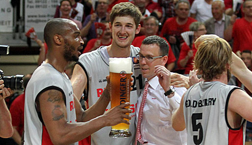 Die Brose Baskets Bamberg wollen den ersten Titel der Saison feiern