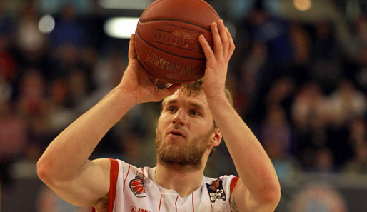 Anton Gravel steuerte 14 Punkte zum Sieg der Brose Baskets Bamberg bei