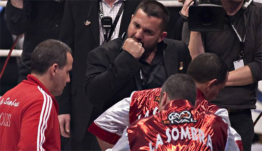 20. März 2011: Öner schickt Solis gegen Witali Klitschko in den Ring. Kampfabbruch nach einer Runde, Solis verliert, Öner ist tief enttäuscht