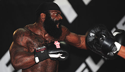 Kimbo Slice bestreitet am 15. Oktober gegen Tay Bledsoe seinen zweiten Kampf als Profi-Boxer
