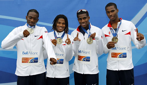Michael Berry (r.) holte bei den Jugend-Weltmeisterschaften Gold mit der Staffel