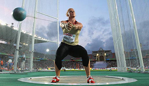 Betty heidler gelang beim Leichtathletik-Meeting in Kassel der dritte Sieg in Serie