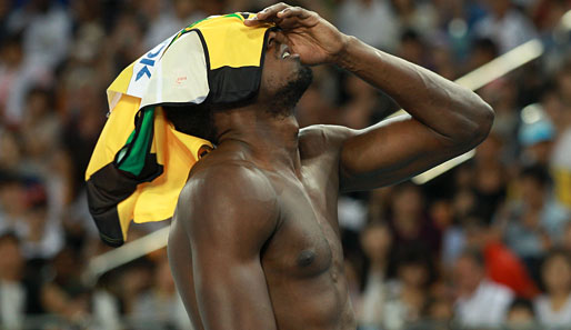 Usain Bolt kann es selbst nicht fassen! Der Weltrekordler schied nach einem Fehlstart aus