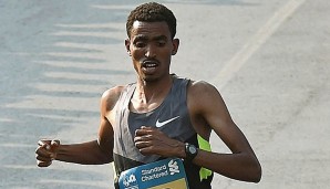 Tesfaye Abera setzte sich bei den Männern nach 2:04:24 Stunden durch