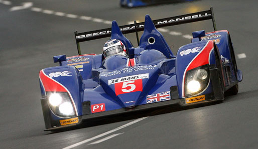 Da fuhr er noch: Nigel Mansell ist beim 24-Stunden-Rennen in Le Mans ausgeschieden