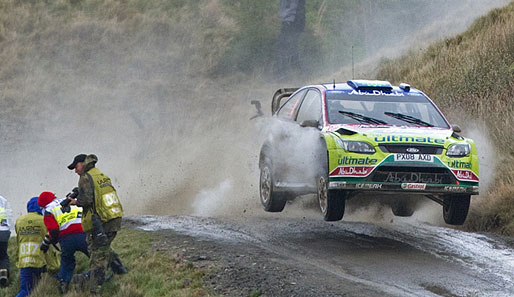 Pech für Jari-Matti Latvala im Ford Focus: Refenpanne bei der Großbritannien-Rallye