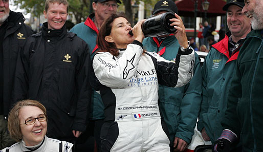Michelle Mouton (M.) gelang als erste Frau der Gesamtsieg bei einem Rallye-Weltmeisterschaftslauf