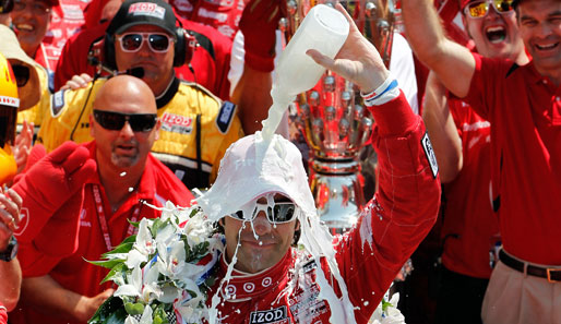 Hoch die Pulle! Dario Franchitti freute sich über seinen nächsten Triumph beim Indy 500