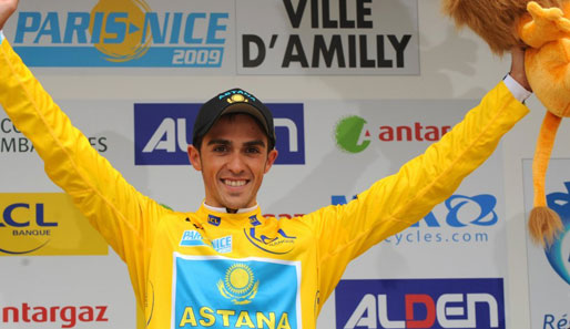 Alberto Contador feierte den Etappensieg bei der Fernfahrt Paris-Nizza