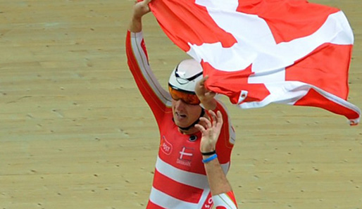 Der dänische Vierer hat erstmals in der Bahnrad-Geschichte den WM-Titel gewonnen.