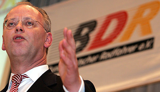 Rudolf Scharping will weiterhin das Präsidentenamt beim Bund Deutscher Radfahrer bekleiden