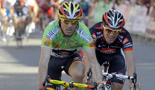Radprofi Alejandro Valverde (l.) steht unter Dooping-Verdacht