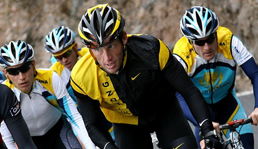 Ohne Logo bei der Giro d'Italia unterwegs: Lance Armstrong und Co.