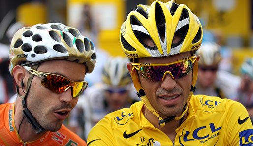 Alberto Contador (r.) hat seinen Vorsprung verteidigt und ist auf dem Weg zum Gesamtsieg