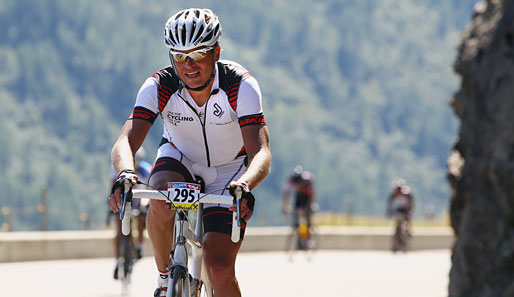 Vom Sattel in den Sessel: Jan Ullrich schaut sich die wichtigen Radsport-Rennen im TV an