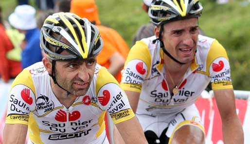 Juan Jose Cobo (l.) hat bei der letzten Bergankuft bei der Vuelta das Rote Trikot verteidigt