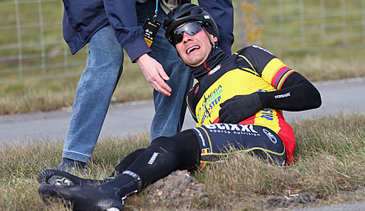 Tom Boonen nach dem frühen Unfall bei der Flandern-Rundfahrt - ein Plastikschild stoppte ihn