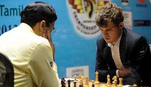 Viswanathan Anand und Magnus Carlsen trennten sich in der vierten Partie der WM Remis