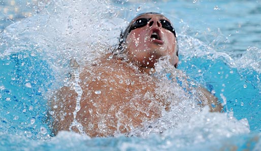 Ryan Lochte schwimmt Freistil, Lagen und Rücken