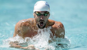 Michael Phelps legt ein klasse Comeback hin und besiegt erneut seinen Rivalen Ryan Lochte
