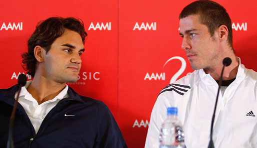 Roger Federer (l.) und Marat Safin treffen in Melbourne aufeinander