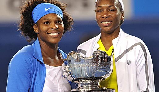 Serena und Venus Williams hatten im Doppelfinale der Australian Open keinerlei Probleme