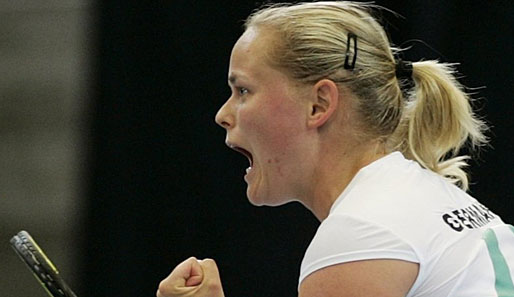 Anna-Lena Grönefeld steht in Estoril in der zweiten Runde