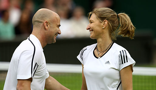 Zeigten sich begeistert vom neuen Centre Court: Steffi Graf und Ehemann Andre Agassi