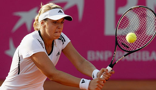 Sabine Lisicki ist beim WTA-Turnier in Estoril/Portugal ins Achtelfinale eingezogen.