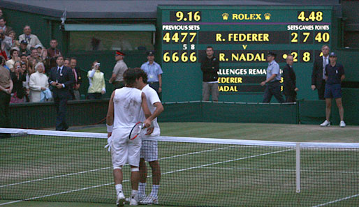 2008 besiegte Nadal Federer in einem denkwürdigen Finale über fast fünf Stunden