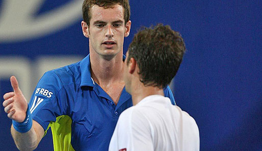 Andy Murray beim Shakehands mit Philipp Kohlschreiber nach dem Match im Hopman Cup