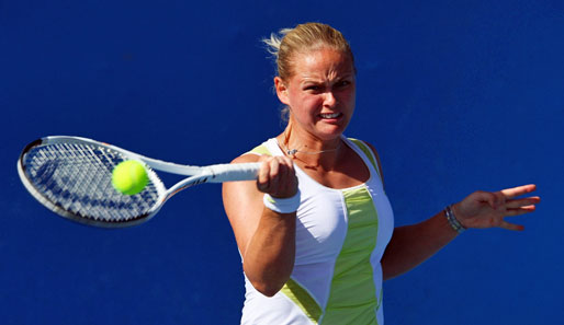 Anna-Lena Grönefeld spielte im Jahr 2003 ihre erste Profisaison im Tennis