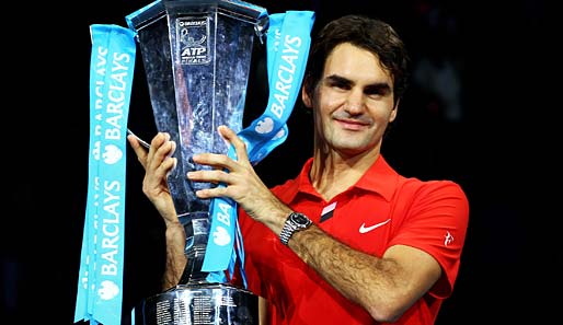 Roger Federer bezwang im Finale in London Rafael Nadal in drei Sätzen