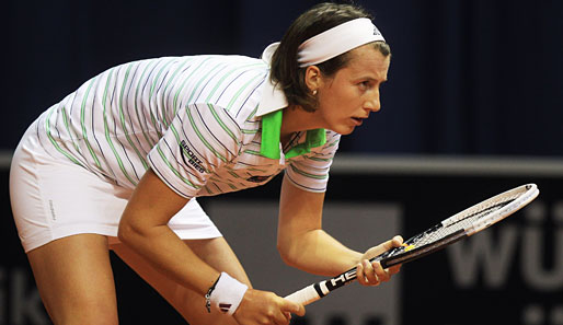 Kristina Barrois hat das Achtelfinale des WTA-Turniers in Estoril erreicht
