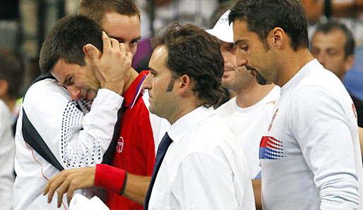 Novak Djokovic musste beim Davis Cup verletzt aufgeben