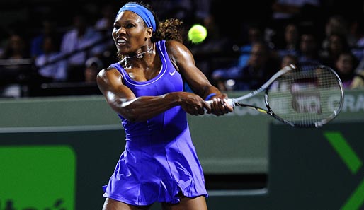 Serena Williams bezwang im Halbfinale von Charleston Samantha Stosur in zwei Sätzen