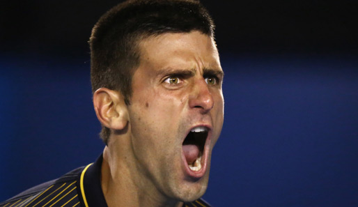 1.40 Uhr Ortszeit Melbourne! Novak Djokovic rang Stan Wawrinka in fünf Sätzen nieder